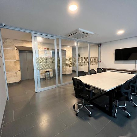 Hotel Sexta Avenida Inn Montería Kültér fotó