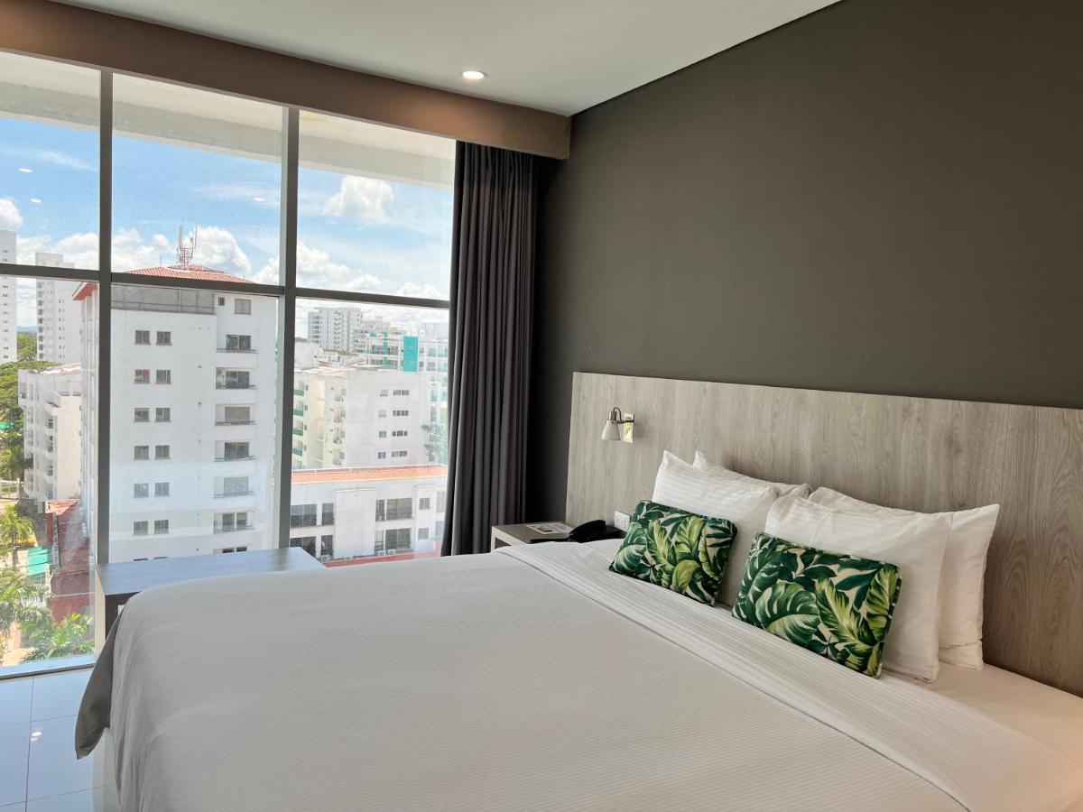 Hotel Sexta Avenida Inn Montería Kültér fotó