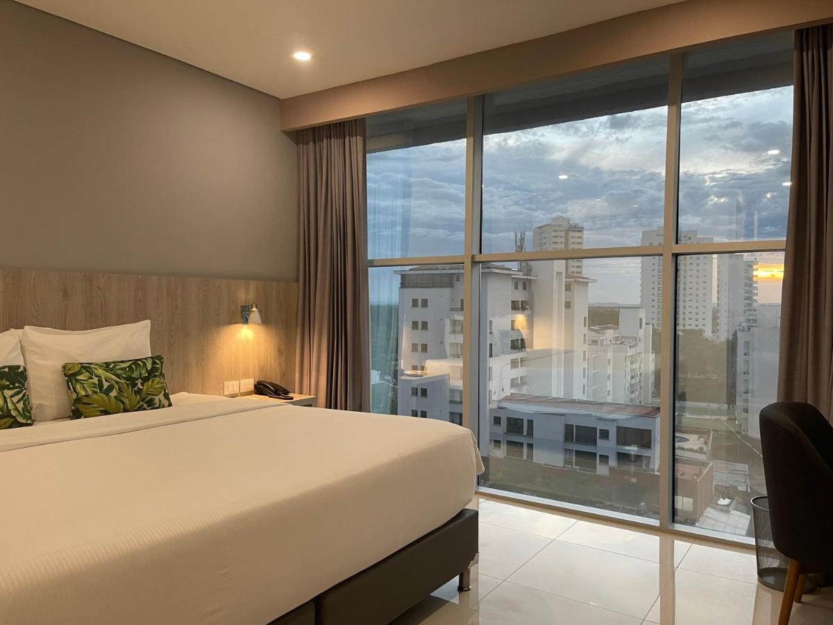 Hotel Sexta Avenida Inn Montería Kültér fotó