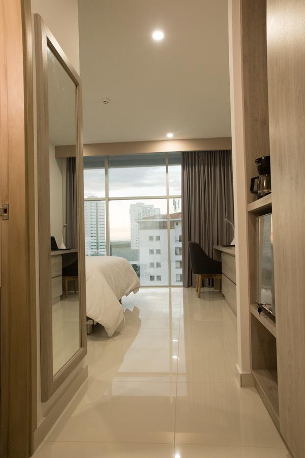 Hotel Sexta Avenida Inn Montería Kültér fotó